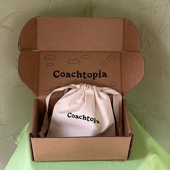 COACH COACHTOPIA HEART CORD HOLDER UPCRAFTED LEATHER+DUST BAG&BOX:NWT 1941 RED - Picture 15 of 16